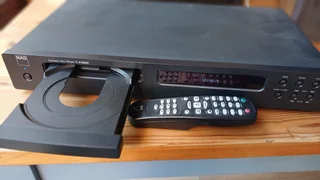NAD C515BEE Compact Disc Player with remoth control