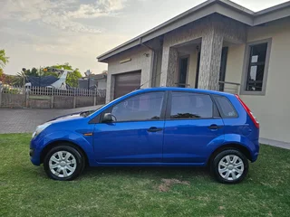 2014 Ford Figo Hatchback
