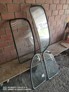Beetle front and back windscreen and side windows