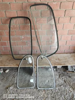 Beetle front and back windscreen and side windows