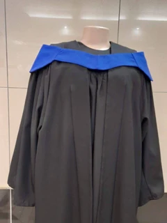 Quality and affordable graduation gowns