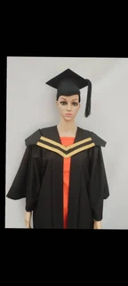 Quality and affordable graduation gowns