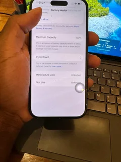 iPhone 15 ,USA version ,all network on esim (No SIM slot) , collection at mall of Africa Battery lif