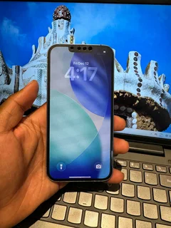 iPhone 14 original LCD never been opened BH 89%256 g storage WiFi and esim No swap plz coll