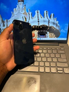 iPhone 14original LCD never been opened BH 86 %256 g storage WiFi and esim No swap plz coll