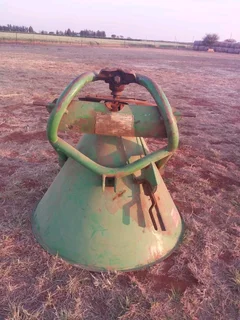 300L Strooier Nog  R8000