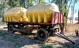 10 000 liter WaterkarMet 2 krippe op
