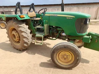 2019 John Deere 5055E4073 ureWerk nog elke dagWord gediens en onderhou