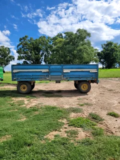 3x 10 ton Massa waens