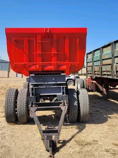 12ton Tip wa Geen papiere Baie goeie toestand