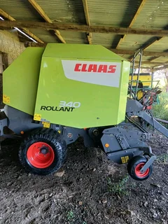 Claas Rollant 340 net en tou baler2014 model16500 bale gedoen Het nuwe kettings op