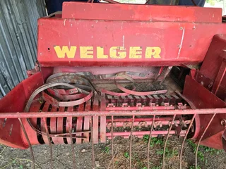 Welger AP530Pick up tande en ribbetjies moet net terug gesit wordVerder is alles reg