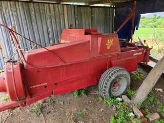 Welger AP530Pick up tande en ribbetjies moet net terug gesit wordVerder is alles reg