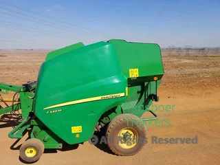 John Deere F440m Net BalerDie baler is in ‘n baie goeie toestand