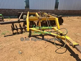 Prys verlaag !!36 skottel Yellowline disR92 000&#43; btw