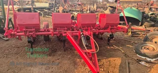 4 ry 3 voet Massey planter