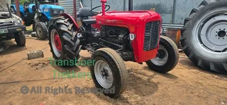Massey Ferguson 35XHeeltemal oorgedoenBaie goeie toestand