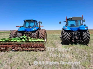 2x New Holland T80402009 en 2010 modelAltwee het &#43;- 7700 ure op304 .4 hp /227 kW