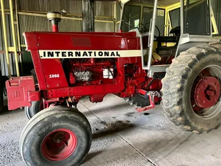 International 1066Netjies