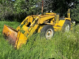 Case 3500 TLBEnjin reg - hidrolies het aandag nodig