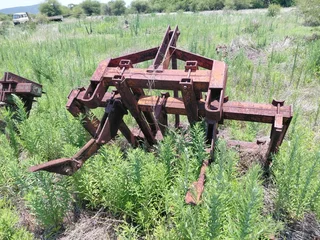 5 tand Soilmaster ripper