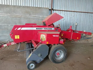 Massey Ferguson 1840 balerBaie goeie toestand