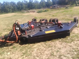 4.5m Dragon 4500 BossiekapperBaie goeie toestand