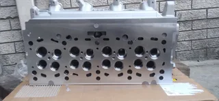 VW AMAROK 2.0TDi CYLINDER HEAD - CDB