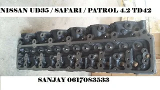 NISSAN CIVILIAN / SAFARI / UD35 / PATROL 4.2D CYLINDER HEAD - TD42