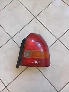 Honda Civic Vi Hatchback Right Taillight 1996 1997 1998 1999 2000 Model