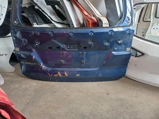 SUZUKI RUMION TAILGATE 2018 2019 2020 2021 2022 2023 MODEL