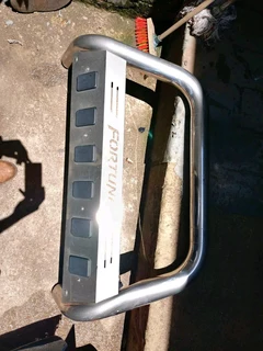 TOYOTA HILUX RAIDER BULL BAR