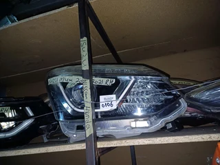 ISUZU MUX M-UX RIGHT LED HEADLIGHT 2017 2018 2019 2020 2021 MODEL
