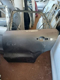 Jaguar F Pace X761 Back Left Door 2015 2016 2017 2018 2019 2020 Model