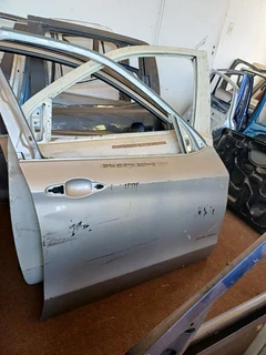 Bmw X5 E70 Front Right Door 2007 2008 2009 2010 2011 2012 2013 2014 2015 Model
