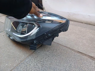 MMERCEDES BENZ W176  A CLASS LEFT XENON HEADLIGHT