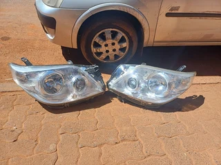 TOYOTA LAND CRUISER PRADO FJ150 NORMAL HEADLIGHTS