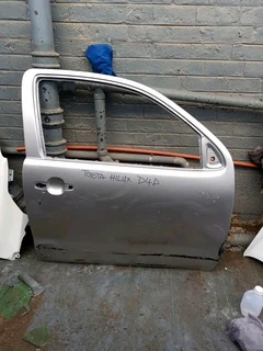 TOYOTA LAND CRUISER LC300 BACK LEFT DOOR 2022 2023 2024 MODEL