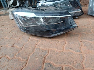 Vw Caddy Mk4 Right Normal Headlight 2022 2023 2024 Model