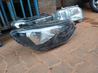VW CADDY MK4 RIGHT NORMAL HEADLIGHT 2022 2023 2024 MODEL