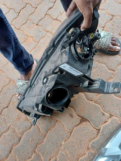 VW CADDY MK4 RIGHT NORMAL HEADLIGHT 2022 2023 2024 MODEL