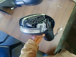 Toyota Starlet Right Side Mirror