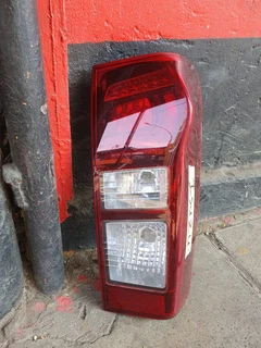 Isuzu D-max Right Normal Taillight Toyota Corolla Cross Left Outer Taillight