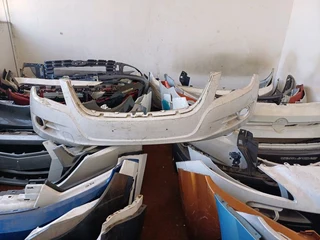 Vw Tiguan Front Bumper 2007 2008 2009 2010 2011 2012 2013 2014 2015 2016 Model