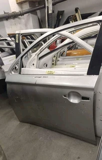 Mitsubishi Outlander Front Left Door 2017 2018 2019 2020 2021 Model