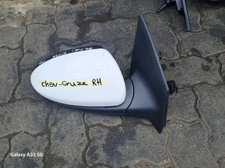 Chevrolet Cruze Right Side Mirror