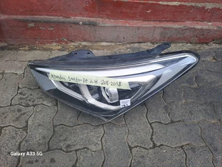 HYUNDAI SANTA FE LEFT HEADLIGHT 2015 2016 2017 2018 MODEL