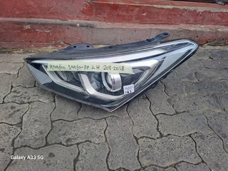 Hyundai Santa Fe Left Headlight 2015 2016 2017 2018 Model
