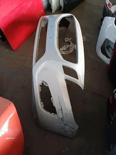VOLVO S60 V60 FRONT BUMPER 2010 2011 2012 2013 MODEL