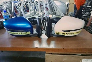 NISSAN NAVARA RIGHT SIDE MIRROR WITH CAMERA 2015 2016 2017 2018 2019 2020 2021 2022 2023 MODEL